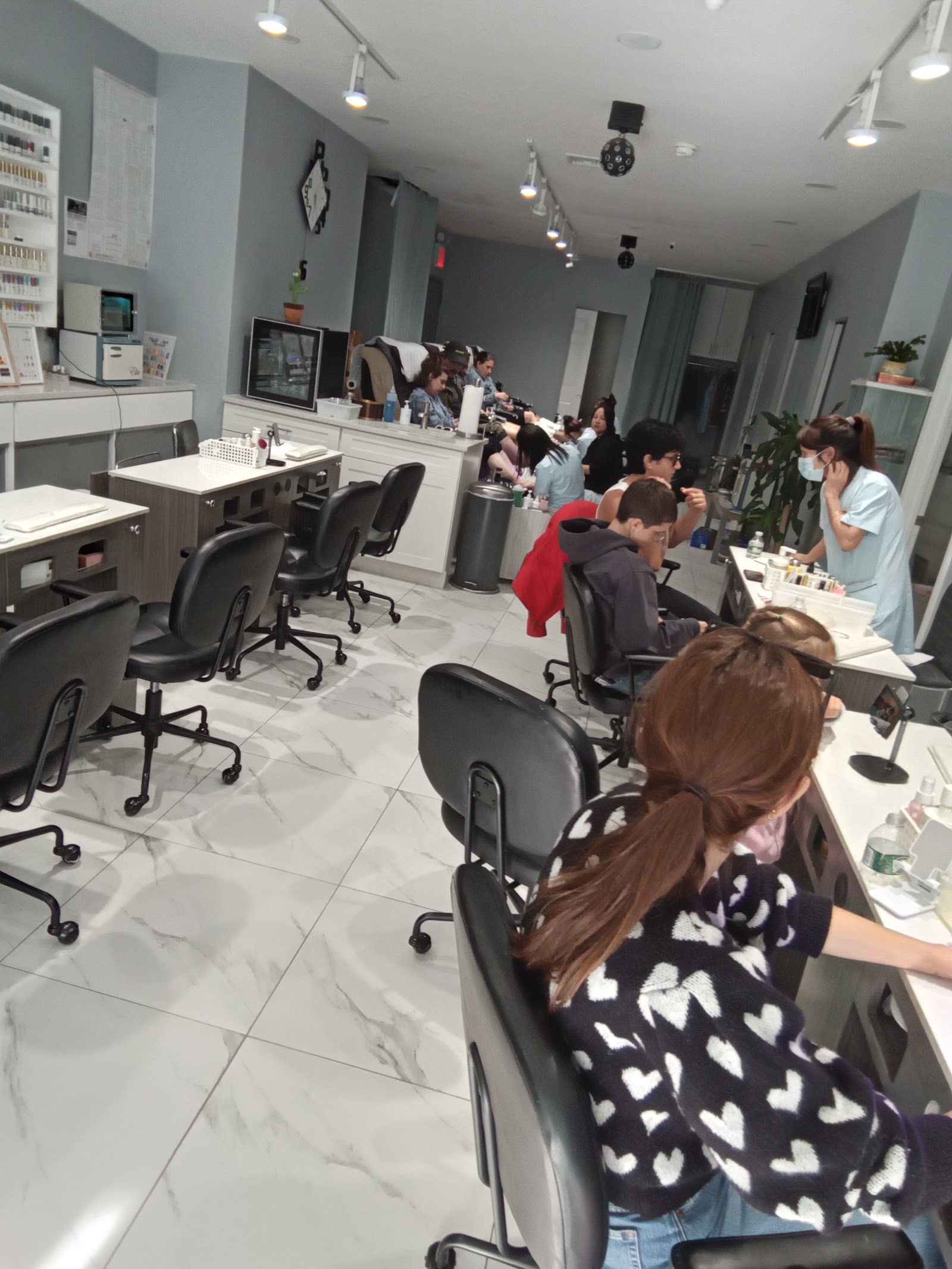 Cozy Nails and Beauty spa nail photo 5